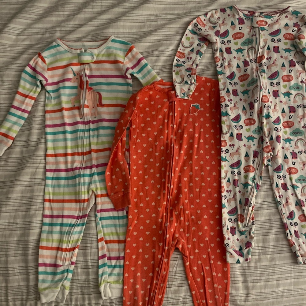 Carter’s Simple Joy zip-up pajamas, size 24mo,